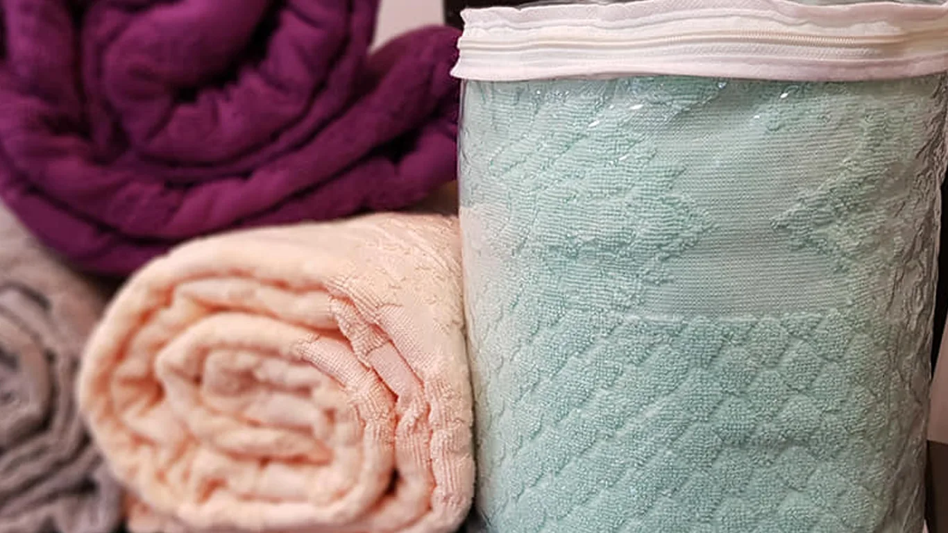 Памучни прекривки Фротирка во пастелни бои – зелена, крем и розова, совршен избор за освежување на домот и подобар сон.